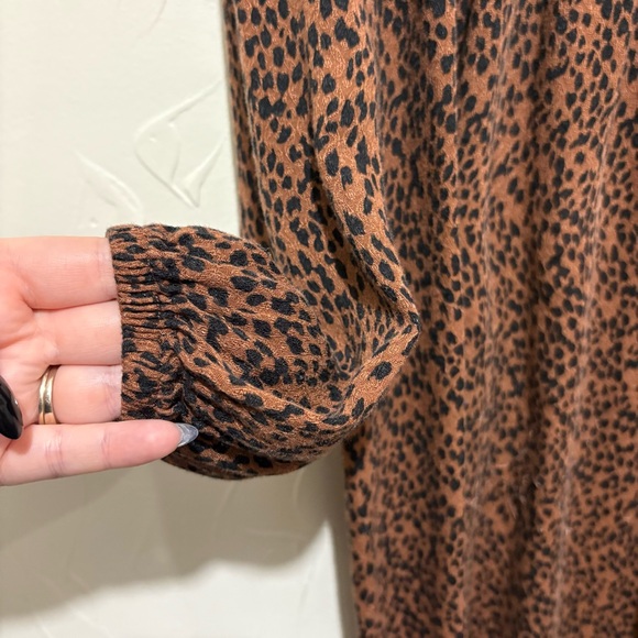 Motherhood leopard print A-line long sleeve maternity midi dress (large) - Picture 4 of 8